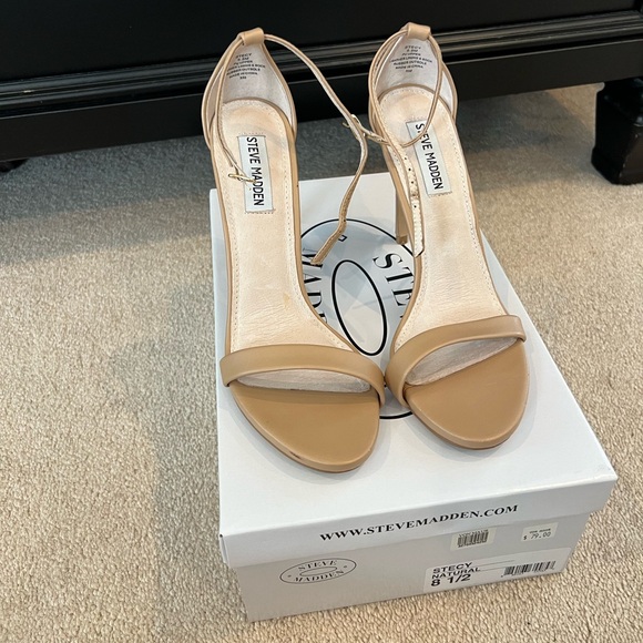 Steve Madden Stecy Heel Size 8.5 - Picture 2 of 10